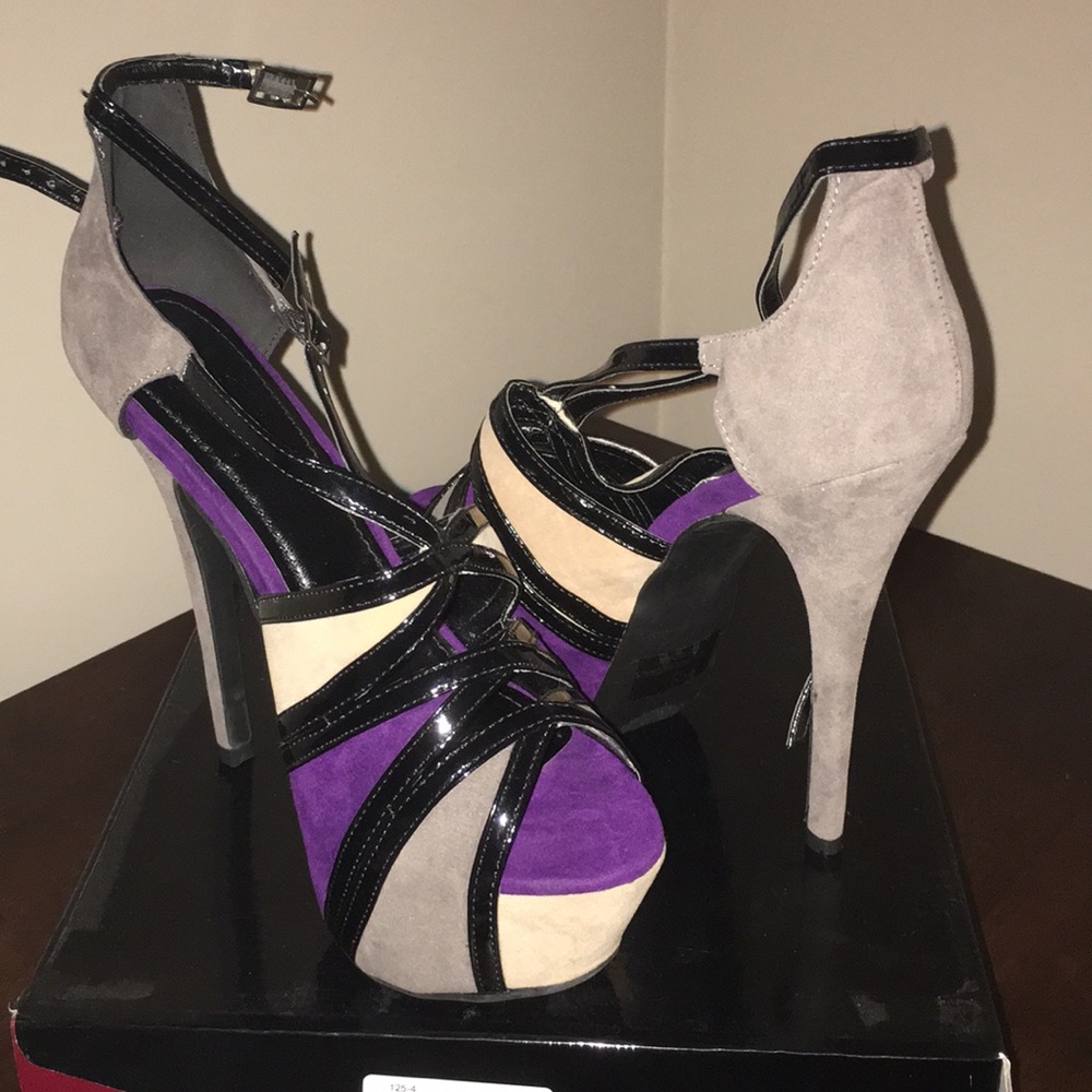 Multi colored open toe heel